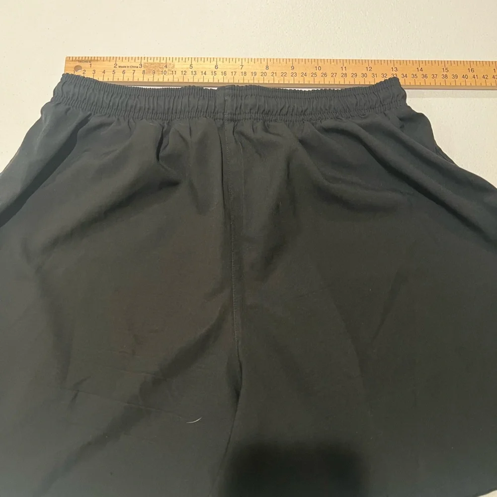 Nike teens  Athletic Black Shorts 18/20 years